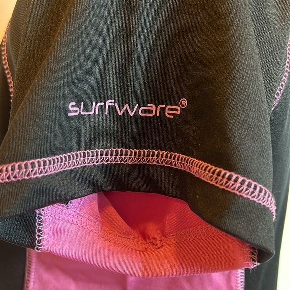 Surfware Hawaiian Classics Black & Pink Short Sleeve Surf Shirt Women’s Large - Picture 3 of 6